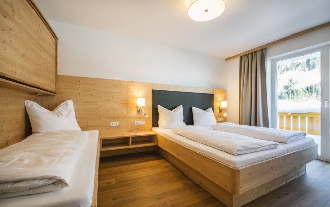 Bedroom with bunk bed for up to 4 people