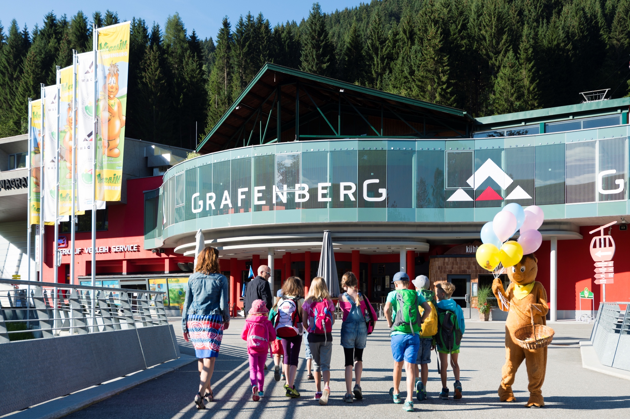 With the Grafenbergbahn to Wagrainis Grafenberg