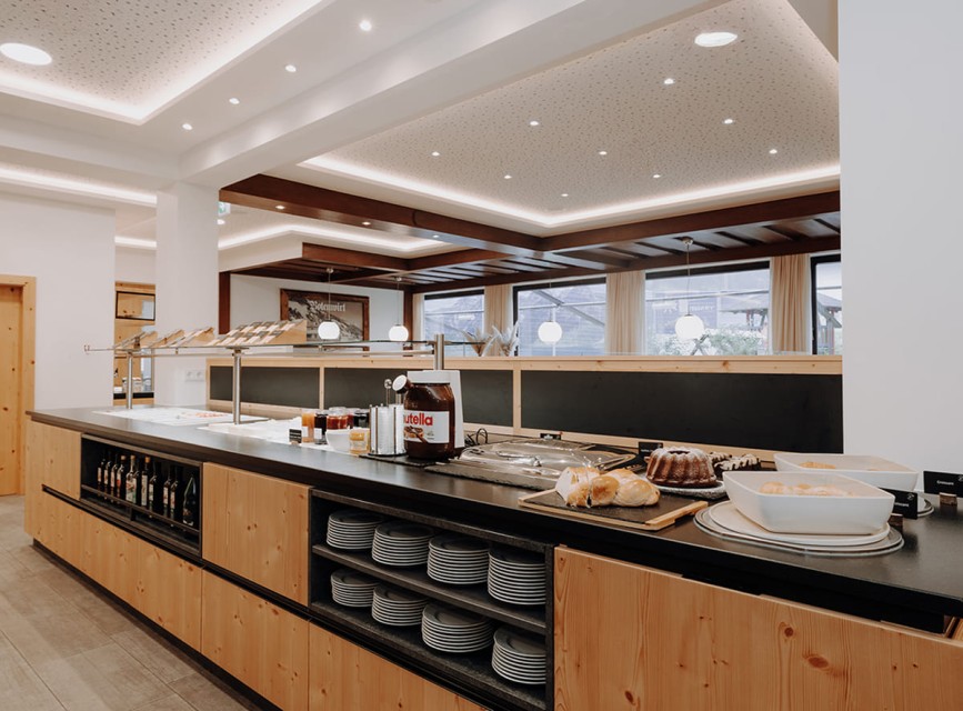 Regionale Käse- und Frühstücksauswahl vom Buffet im Familienhotel Botenwirt