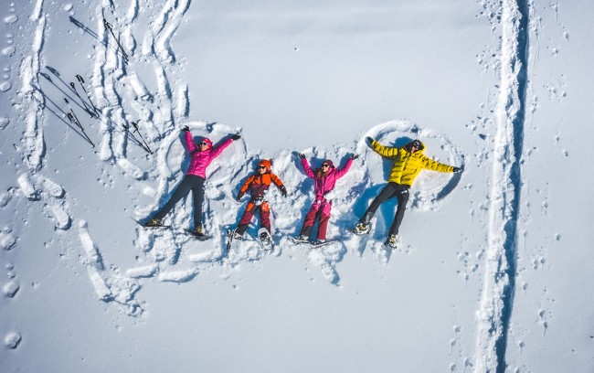 Lebensfreude pur beim Schneeengel machen © Wagrain-Kleinarl Tourismus